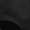 Cappellino con logo Cappellino con logo