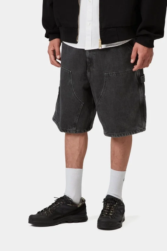 Pantaloncini con doppio rinforzo sulle ginocchia Pantaloncini con doppio rinforzo sulle ginocchia