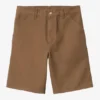 Pantaloncini con rinforzo su un solo ginocchio Pantaloncini con rinforzo su un solo ginocchio
