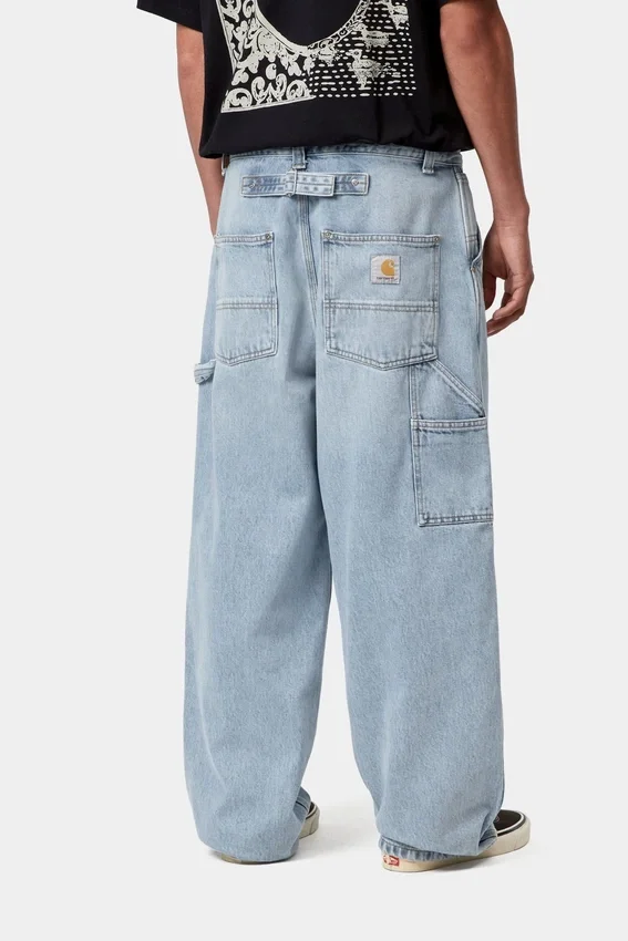 Pantaloni Belmont con fibbia sul retro Pantaloni Belmont con fibbia sul retro