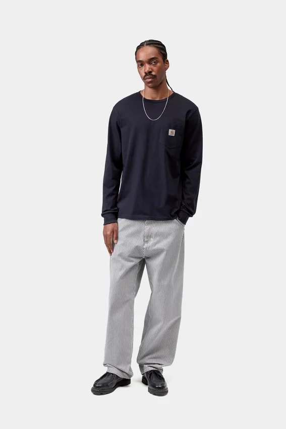 T-Shirt a maniche lunghe con tasca T-Shirt a maniche lunghe con tasca
