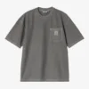 T-Shirt con tasca dal taglio ampio T-Shirt con tasca dal taglio ampio